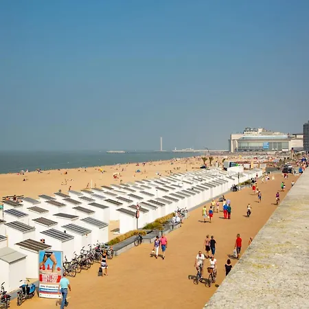 With Scenic View * Ostende